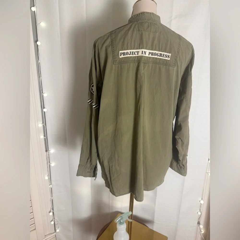 Ultra Pink Olive Green Military Utility Patch Jacket Shacket Size Small - Picture 6 of 7